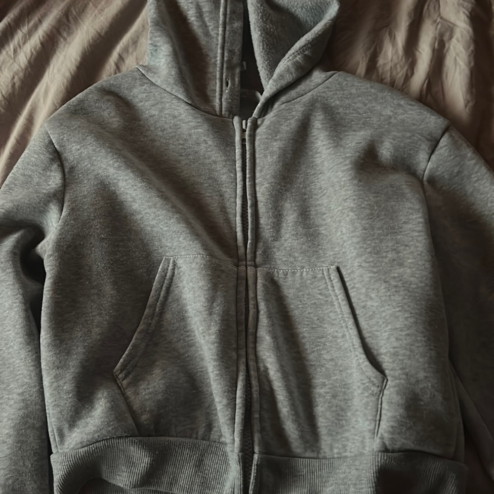 Shein grey cropped zip up hoodie